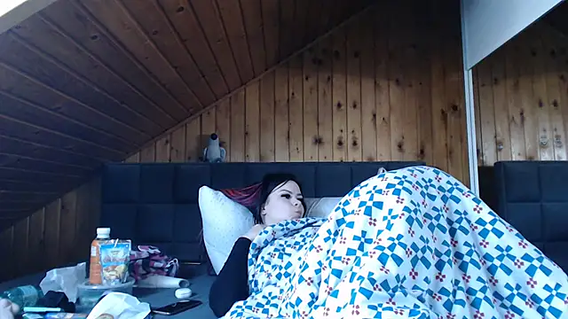 BoeseMoni1998 online show from 11/06/25, 09:21