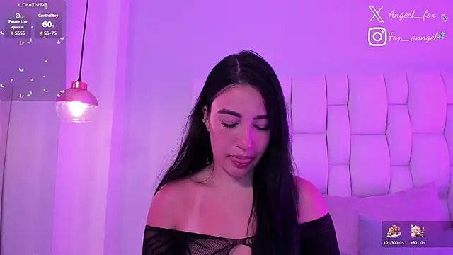 angeel fox online show from 12/17/24, 06:24