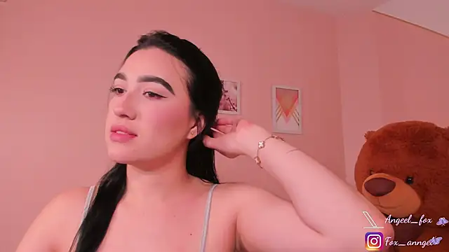 angeel fox online show from 09/17/25, 04:03