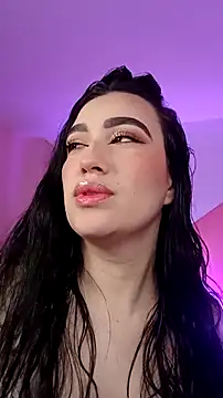 Snapshot of angeel_fox chatting on 01/19/26, 02:59 angeel fox online show from 01/19/26, 02:59