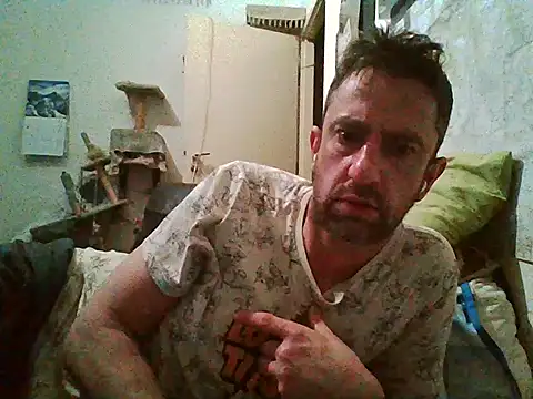 foxikx69 online show from 12/17/25, 04:24