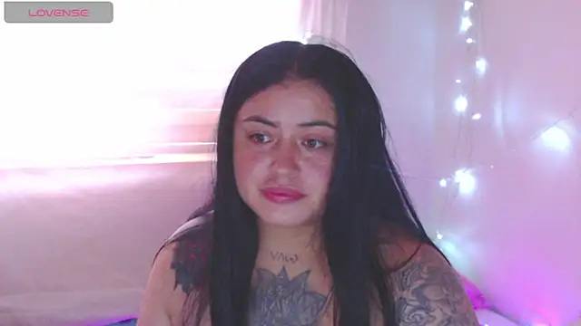 Snapshot of PamelaDoouce chatting on 03/17/25, 12:14 PamelaDoouce online show from 03/17/25, 12:14