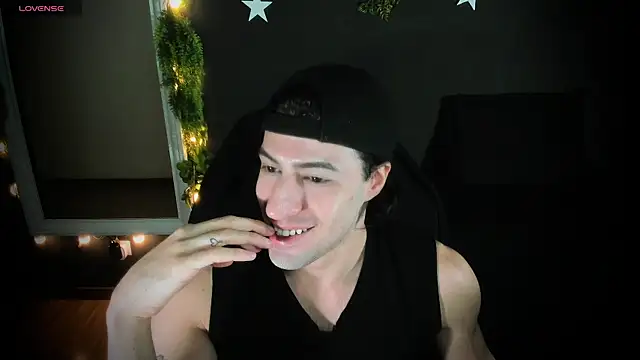 Snapshot of newjeff chatting on 05/02/26, 06:24 newjeff online show from 05/02/26, 06:24