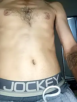 Snapshot of vamphunt130 chatting on 03/06/25, 07:10 vamphunt130 online show from 03/06/25, 07:10