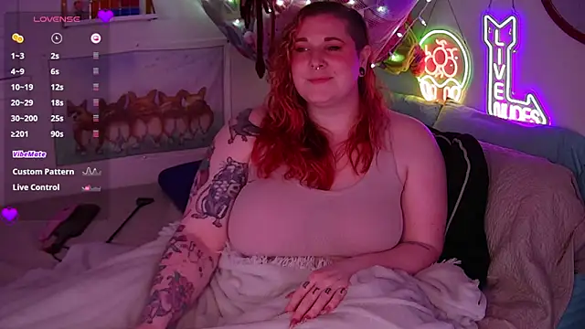 opalreigning online show from 02/25/26, 10:03