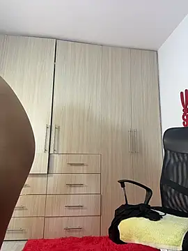 AriannaTorres online show from 11/26/25, 11:00