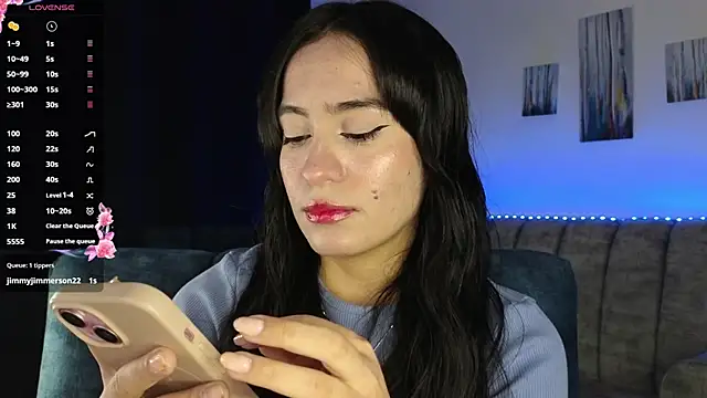 ZaraDames  online show from 11/18/25, 03:01