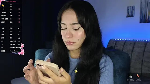 ZaraDames  online show from 11/24/25, 03:17