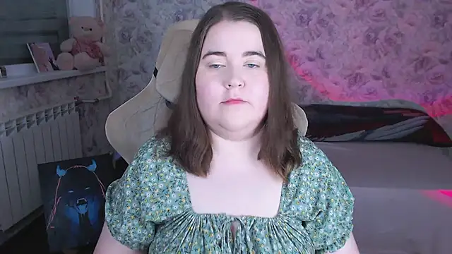 Estelle Hicks online show from 05/30/26, 07:00