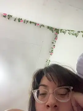 indiegirl666 online show from 02/14/26, 05:48