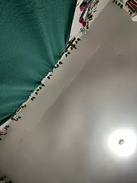 indiegirl666 online show from 04/10/26, 04:28