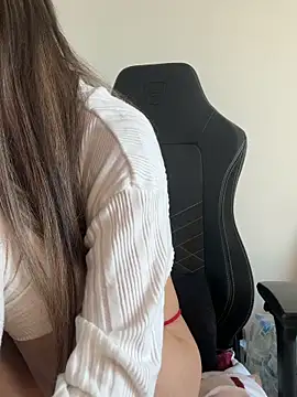 AmaliaMarkova  online show from 12/19/25, 09:49