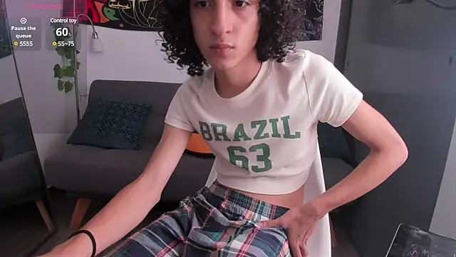 Danni boy online show from 12/19/24, 05:08