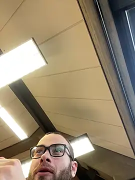 0maxx00 online show from 01/07/25, 10:43