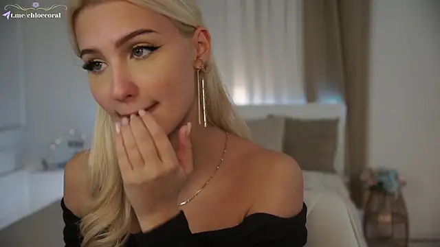 Snapshot of ChloeCoral chatting on 12/04/24, 09:46 ChloeCoral online show from 12/04/24, 09:46