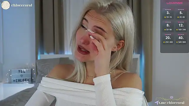 Snapshot of ChloeCoral chatting on 01/19/25, 11:34 ChloeCoral online show from 01/19/25, 11:34