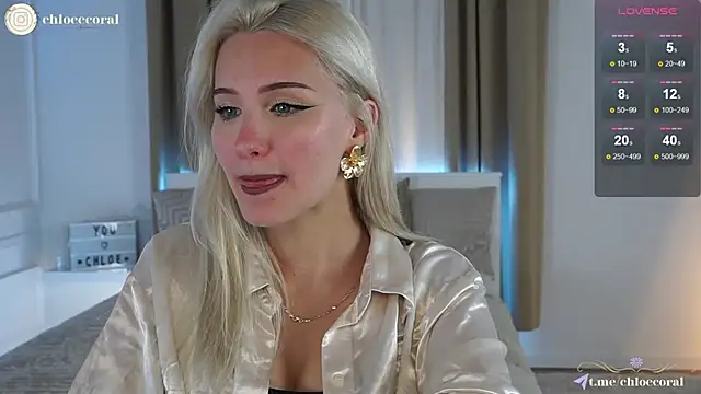 Snapshot of ChloeCoral chatting on 01/19/25, 09:02 ChloeCoral online show from 01/19/25, 09:02