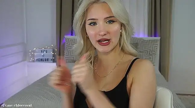 Snapshot of ChloeCoral chatting on 03/08/25, 05:01 ChloeCoral online show from 03/08/25, 05:01