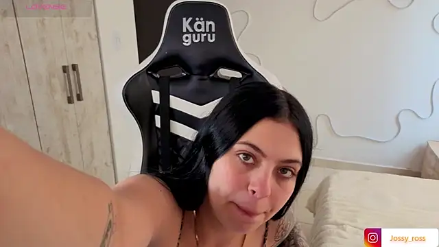 Victoryyy  online show from 02/23/26, 08:28