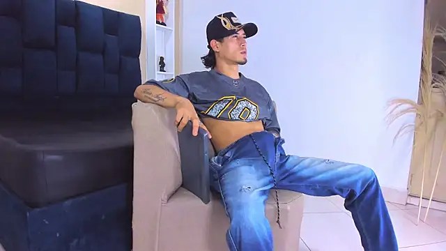 Jhonn Rhyss online show from 11/28/25, 02:36