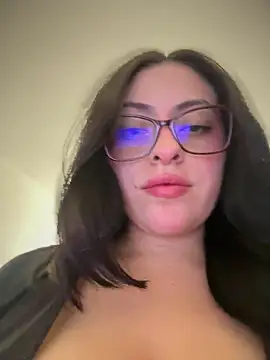 Snapshot of KatteWise chatting on 07/02/26, 04:02 KatteWise online show from 07/02/26, 04:02