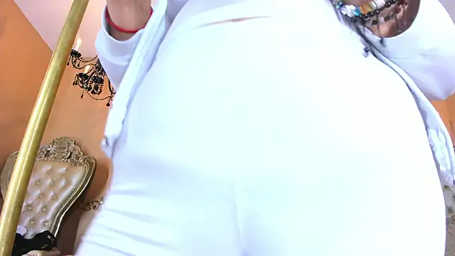 Celeste Baker  online show from 12/13/25, 07:53