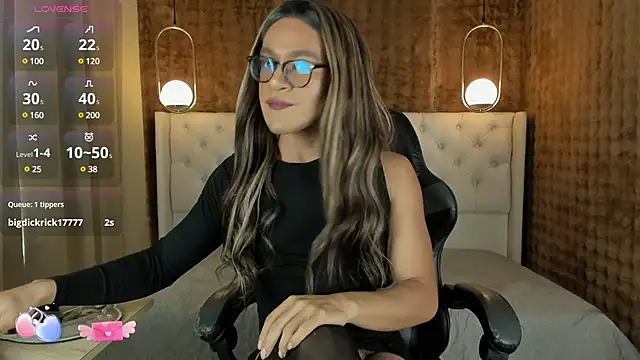 Snapshot of vitta_alfayed chatting on 02/11/25, 04:13 vitta alfayed online show from 02/11/25, 04:13