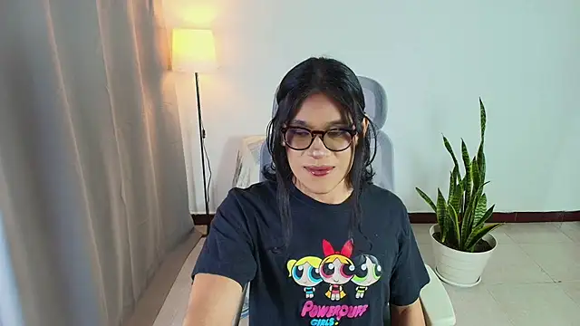 Snapshot of vitta_alfayed chatting on 10/15/25, 10:21 vitta alfayed online show from 10/15/25, 10:21