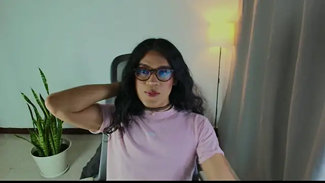 Snapshot of vitta_alfayed chatting on 12/02/25, 11:00 vitta alfayed online show from 12/02/25, 11:00