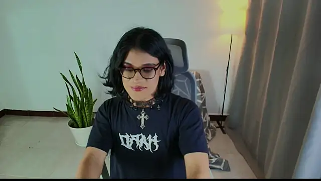 Snapshot of vitta_alfayed chatting on 01/15/26, 02:38 vitta alfayed online show from 01/15/26, 02:38