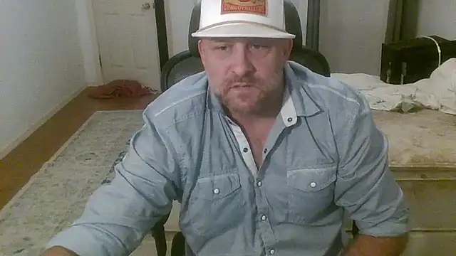 poundyouout69 online show from 03/18/25, 04:37