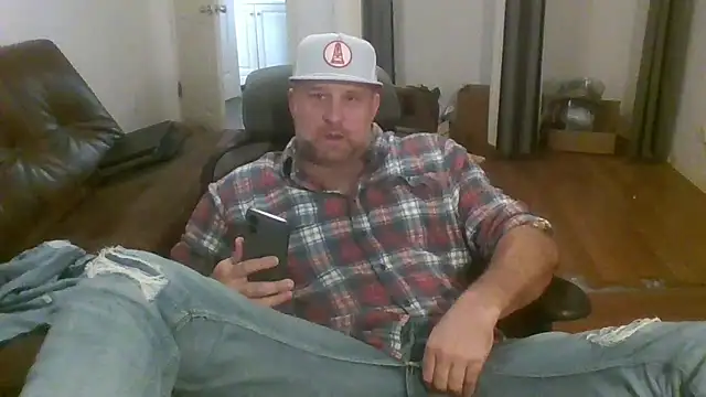 poundyouout69 online show from 02/04/26, 06:25