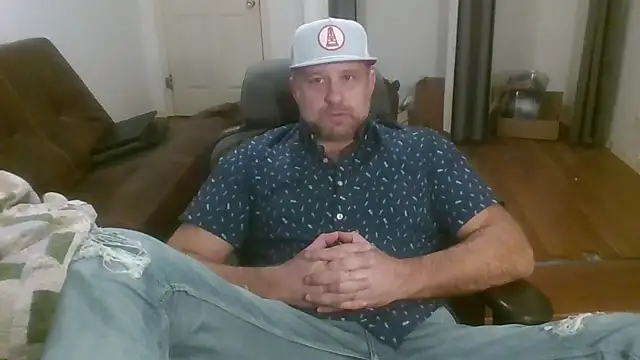 poundyouout69 online show from 02/05/26, 11:53