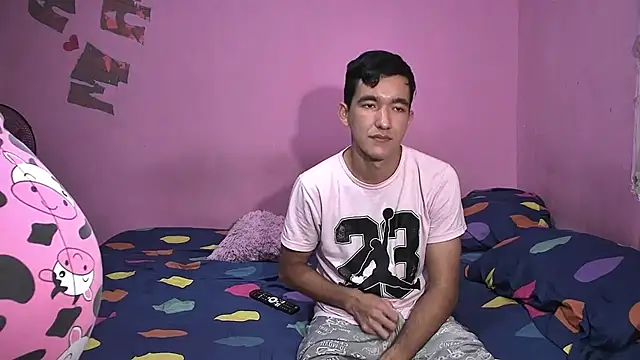 Sweetiefoxxx online show from 01/05/26, 06:33