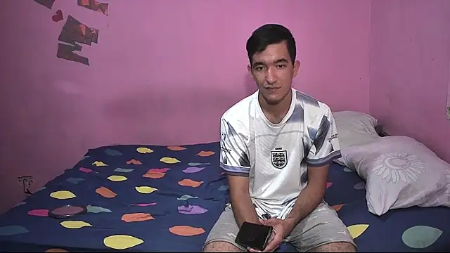 Sweetiefoxxx online show from 04/04/26, 07:00