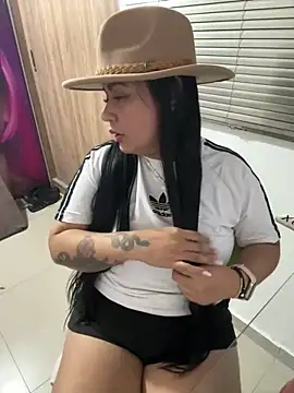 marta201 alfaro online show from 01/31/25, 10:21