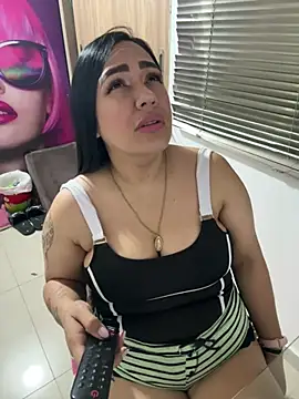 marta201 alfaro online show from 02/15/25, 12:33