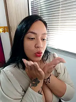 marta201 alfaro online show from 10/19/25, 02:07