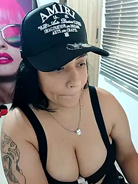 marta201 alfaro online show from 11/13/25, 06:51