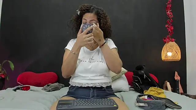 Snapshot of Luna_smit08 chatting on 06/16/26, 08:55 Luna smit08 online show from 06/16/26, 08:55