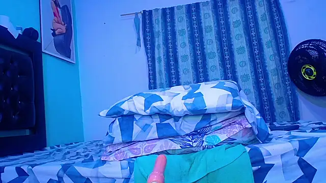 cristinapuerta- online show from 12/28/24, 08:25