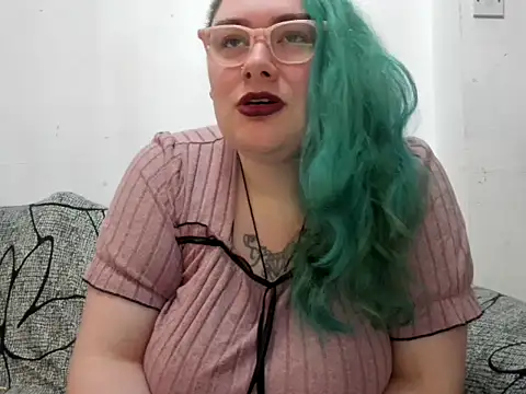 Snapshot of Bustycurves chatting on 04/29/26, 01:32 Bustycurves online show from 04/29/26, 01:32