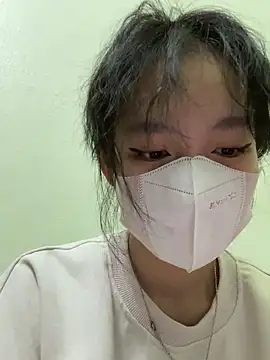 Snapshot of minmin2kk5 chatting on 01/21/25, 12:57 minmin2kk5 online show from 01/21/25, 12:57