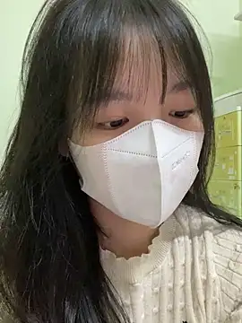 Snapshot of minmin2kk5 chatting on 03/13/25, 08:04 minmin2kk5 online show from 03/13/25, 08:04