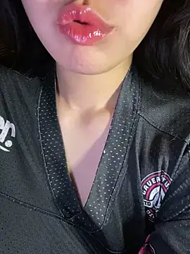 minmin2kk5 online show from 12/21/25, 03:52