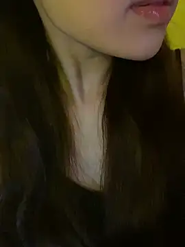 minmin2kk5 online show from 02/15/26, 03:42