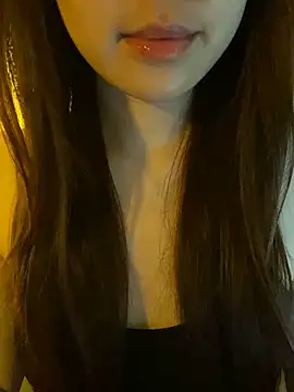 minmin2kk5 online show from 04/03/26, 01:36