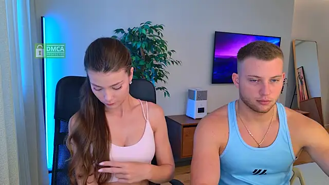 Jony and Jessica online show from 06/18/26, 04:35