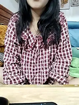 cream1299 online show from 02/22/25, 09:37