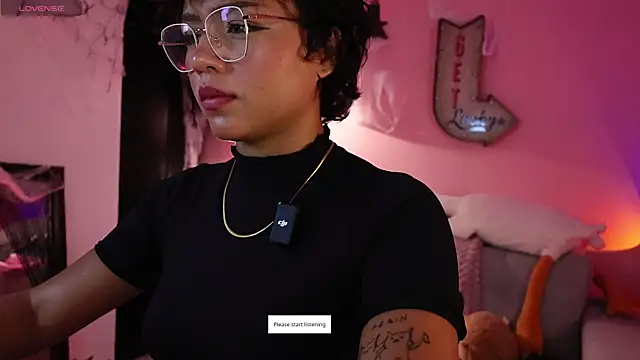 srtaliz online show from 10/29/25, 04:26